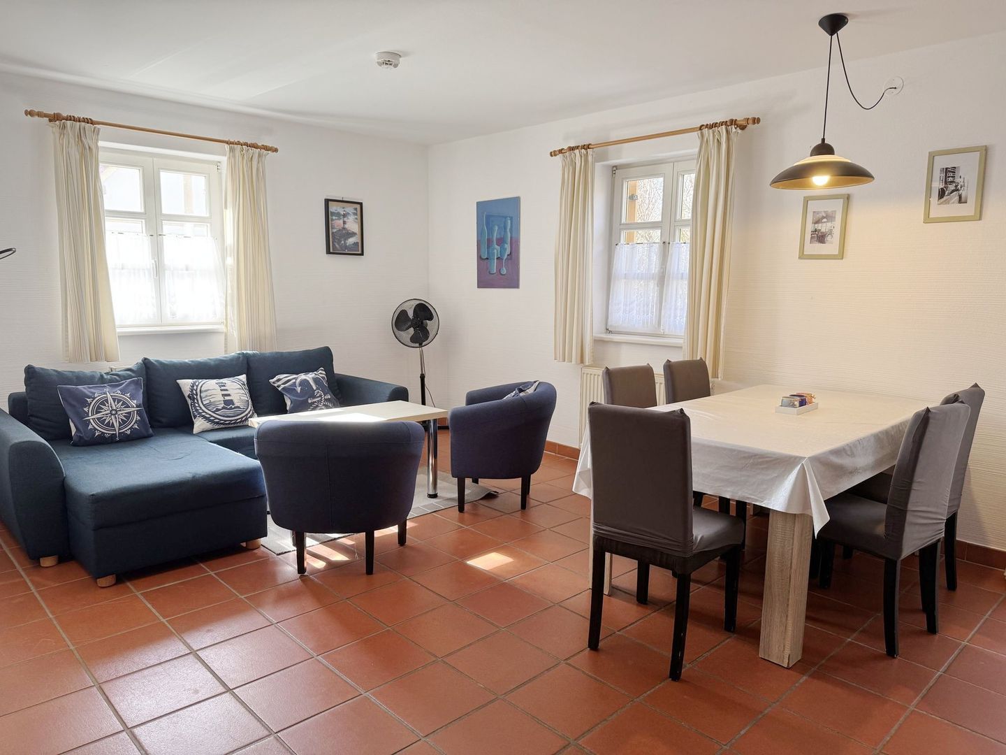 Feriendorf Rugana Klassik Ferienwohnung mit 1 Schlafzimmer und Terrasse (A24) Insel Rügen - Wohnzimmer