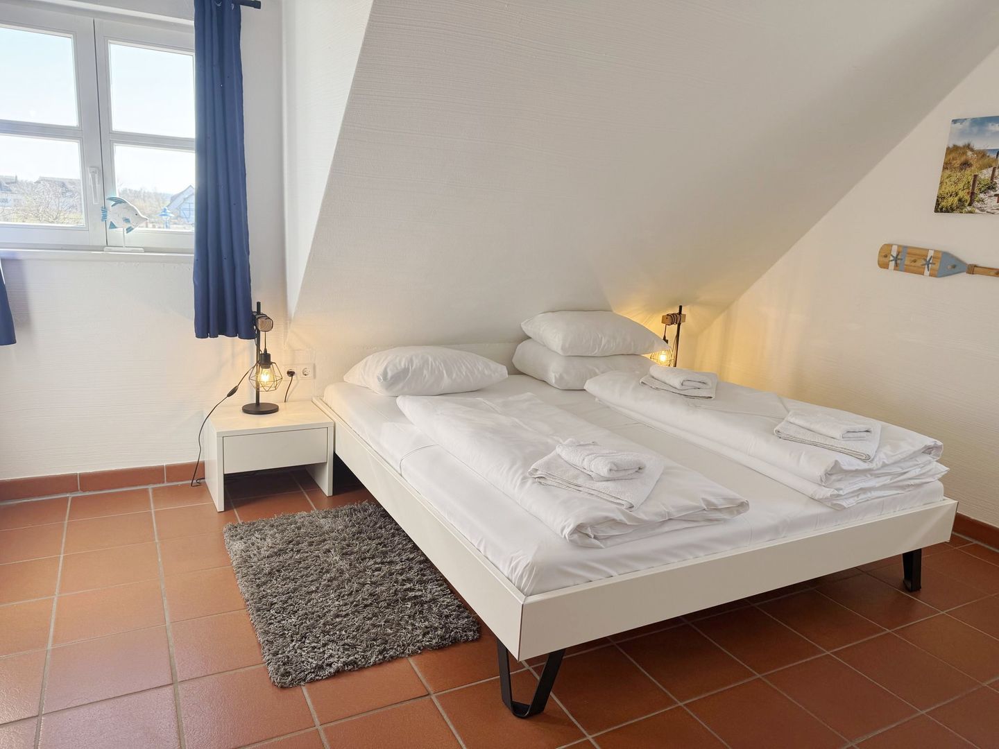 Feriendorf Rugana Komfort Ferienwohnung mit 2 Schlafzimmern und Terrasse (C05) Insel Rügen - Schlafzimmer