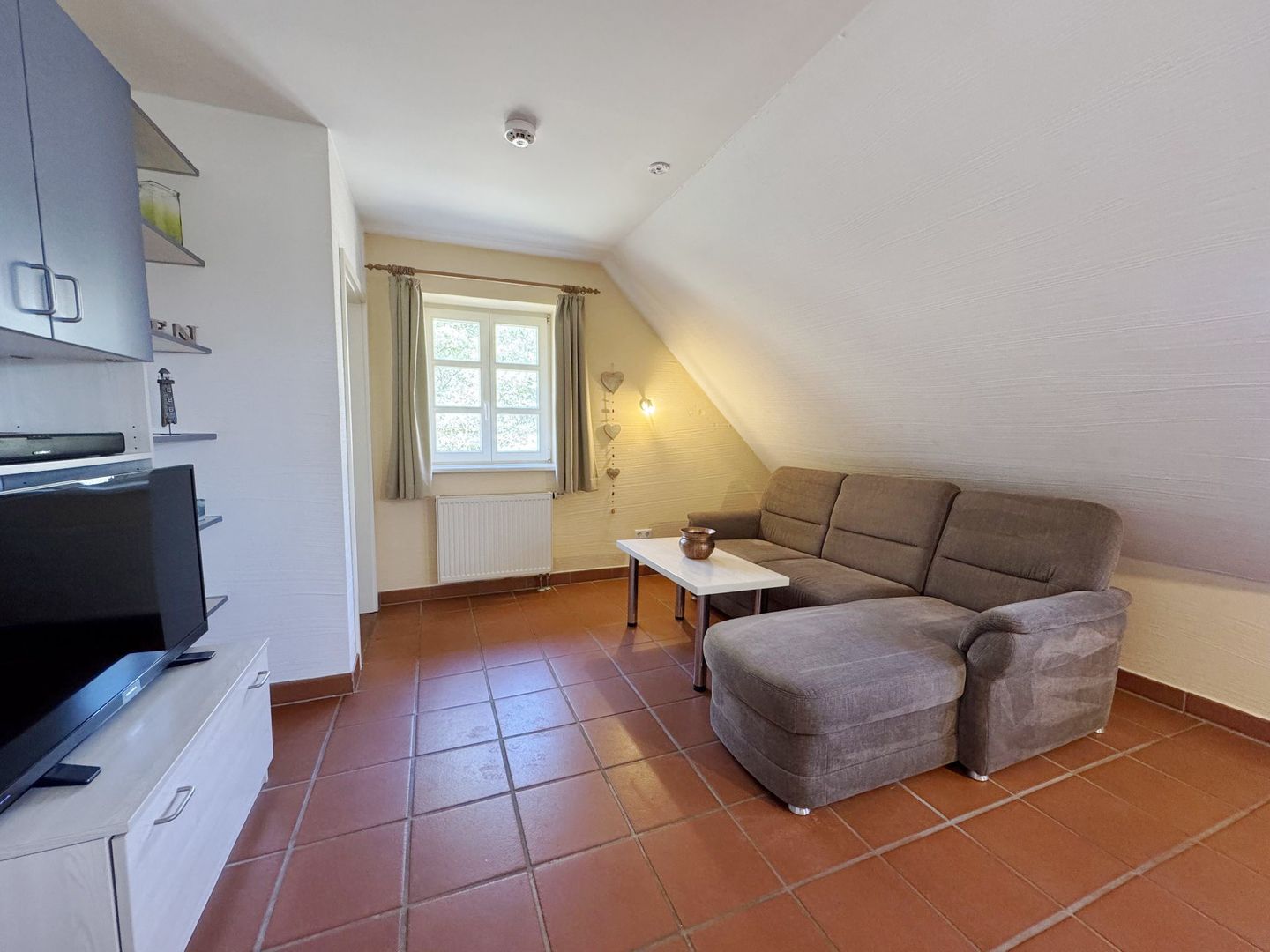 Feriendorf Rugana Komfort Ferienwohnung mit 2 Schlafzimmern (C19) Insel Rügen - Wohnzimmer