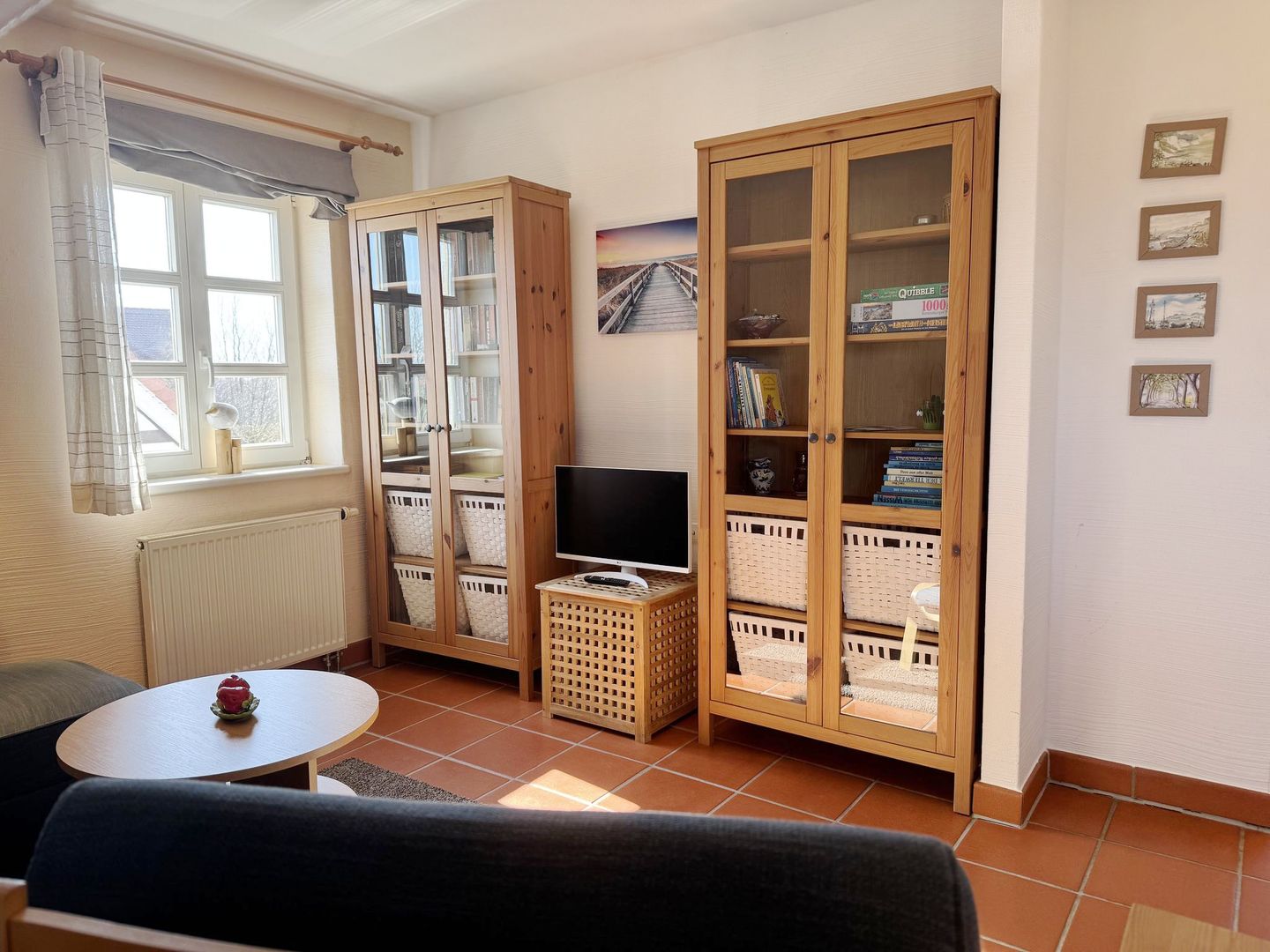 Feriendorf Rugana Klassik Ferienwohnung mit 1 Schlafzimmer (D26) Insel Rügen - Wohnzimmer