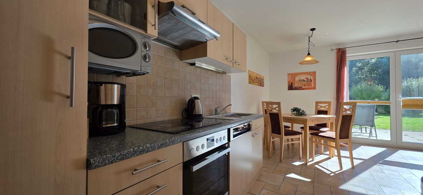  Ferienwohnung KWE-5 EG Graal-Müritz Küstenwald - Küche / Küchenzeile