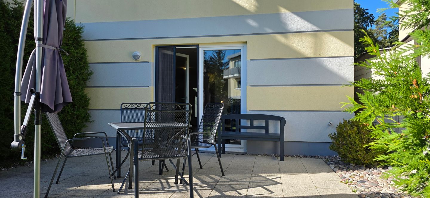  Ferienwohnung KWF-4a EG Graal-Müritz Küstenwald - Terrasse