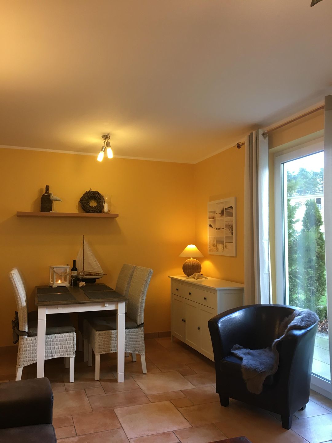  Ferienwohnung KWF-4b EG Graal-Müritz Küstenwald - Wohnzimmer