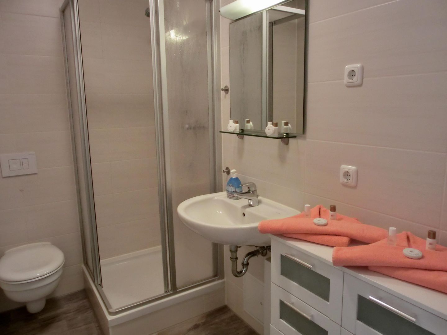  Ferienwohnung KWi 46 EG Graal-Müritz Küstenwald - Badezimmer