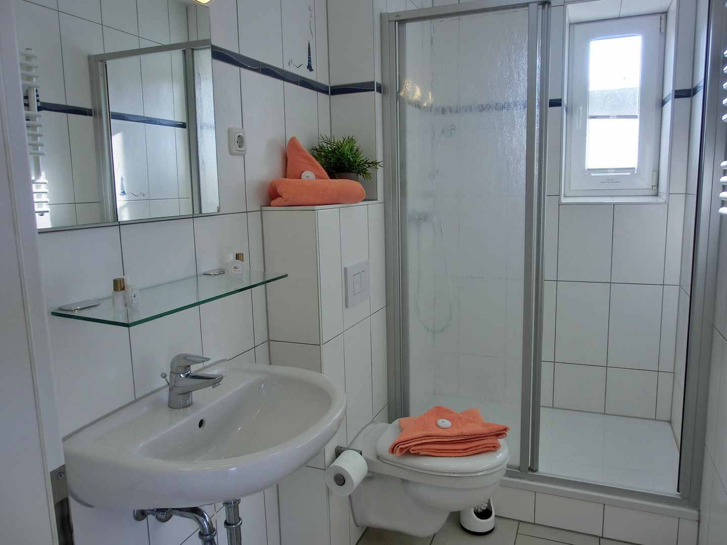  Ferienwohnung KWi 49 OG Graal-Müritz Küstenwald - Badezimmer