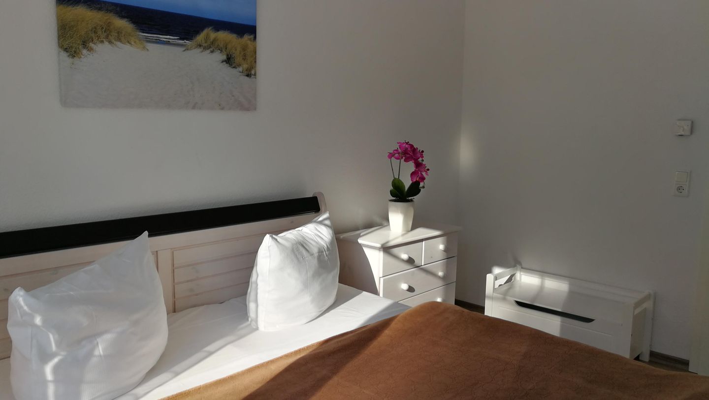  Ferienwohnung FR5 - "Sommerwind" Graal-Müritz - Schlafzimmer