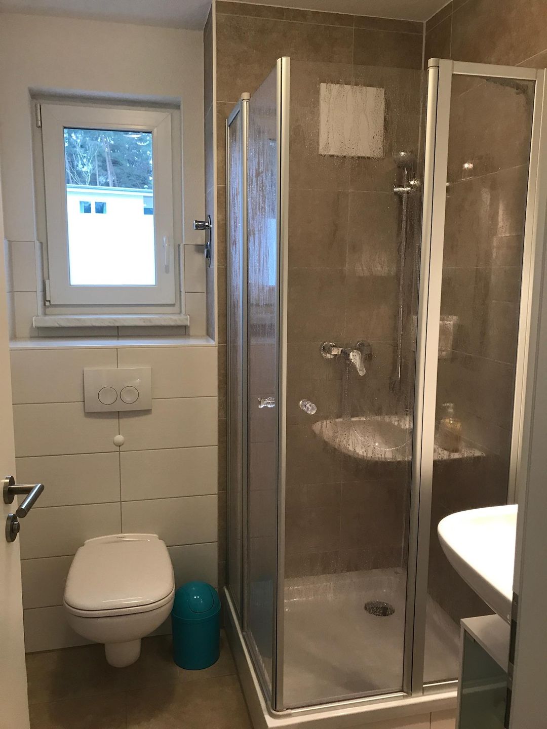  Ferienwohnung KWi 28 EG - "Berlinchen" Graal-Müritz Küstenwald - Badezimmer