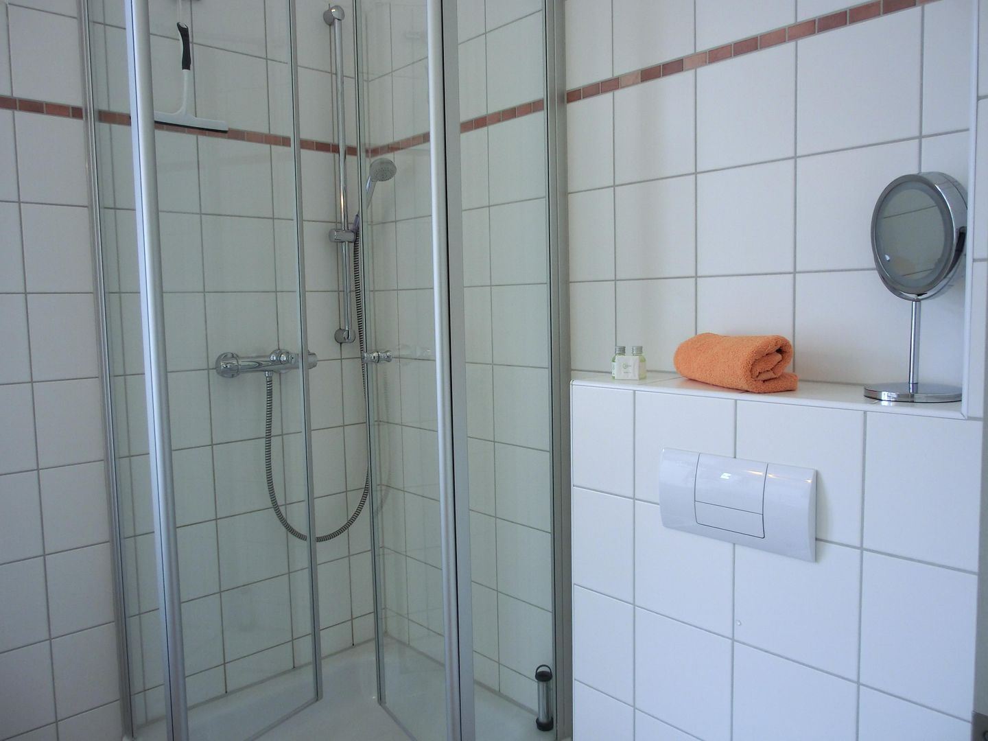  Ferienwohnung LVC2 Graal-Müritz - Badezimmer