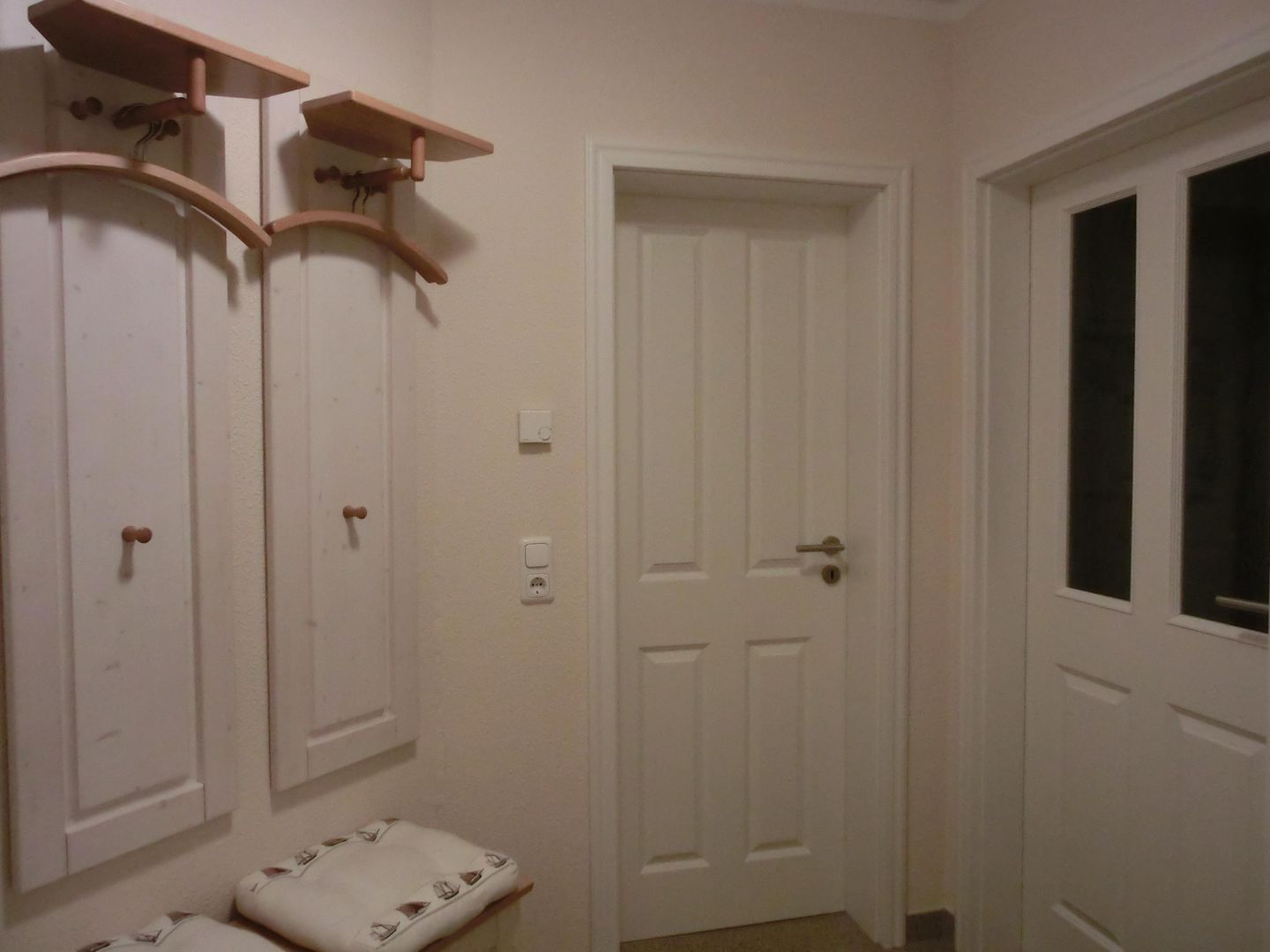  Ferienwohnung K7 Graal-Müritz - Fassade / Eingang