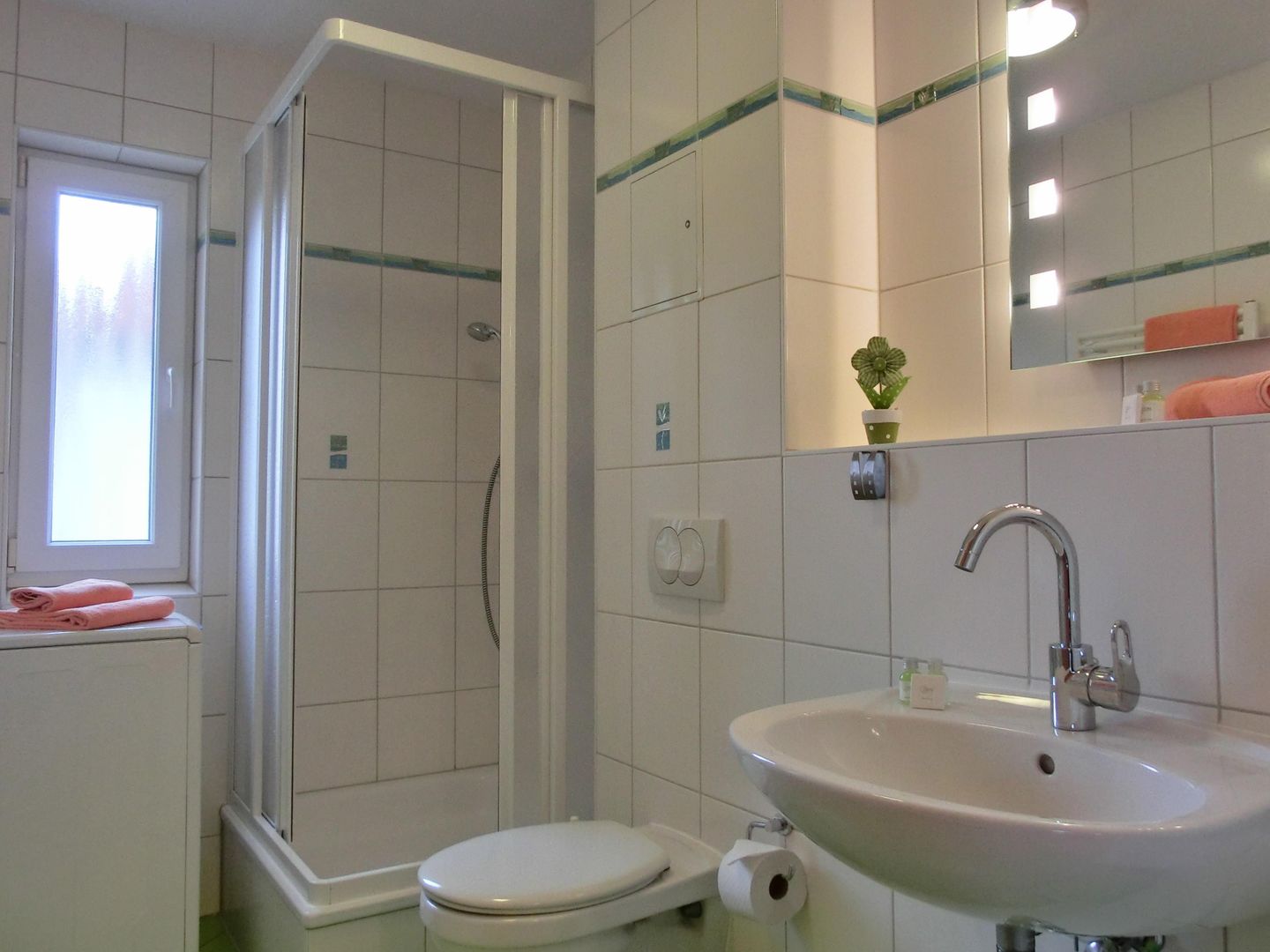  Ferienwohnung O10 Graal-Müritz - Badezimmer