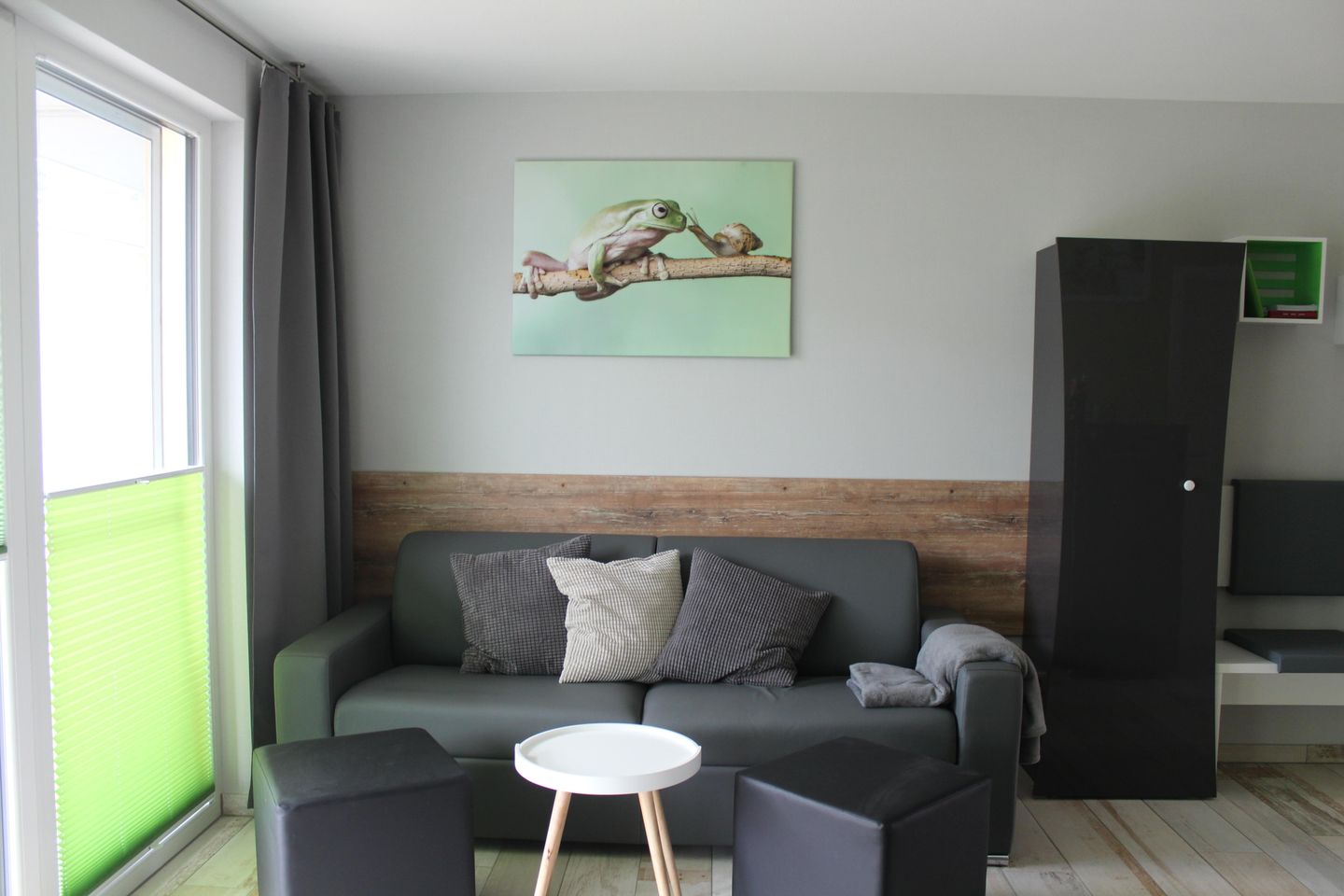  Ferienwohnung KWV11EG "Seefrosch im Küstenwald" Graal-Müritz Küstenwald - Wohnzimmer