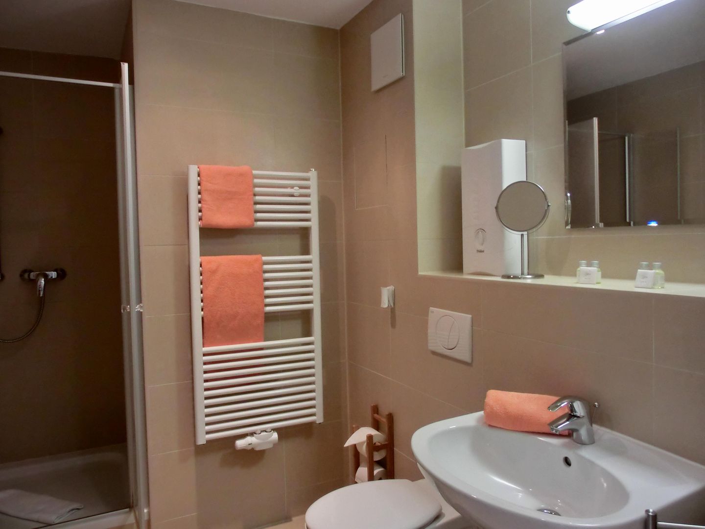  Ferienwohnung M17 Graal-Müritz - Badezimmer