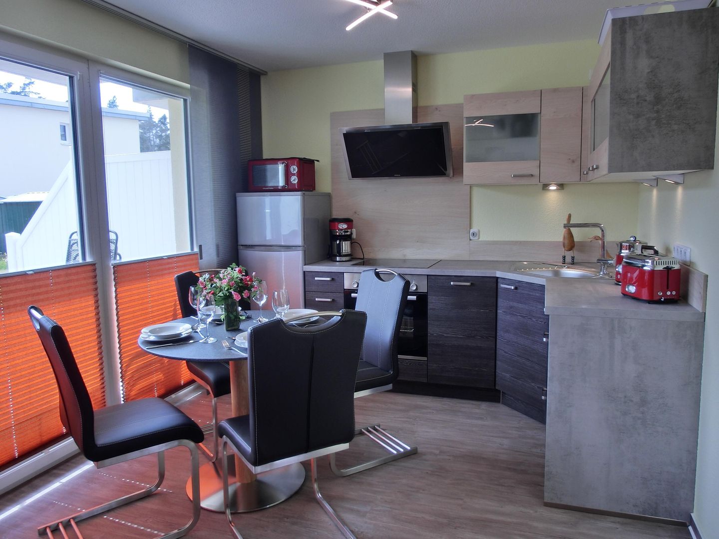  Ferienwohnung KWV 5 EG - "Wald & Meer" Graal-Müritz Küstenwald - Küche / Küchenzeile