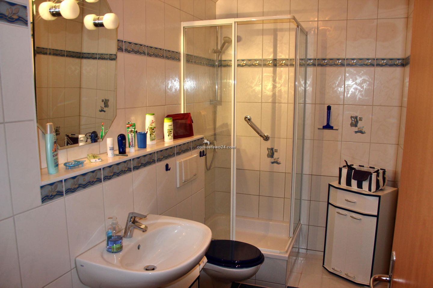  Ferienwohnung M4 "Alexandra" Graal-Müritz - Badezimmer