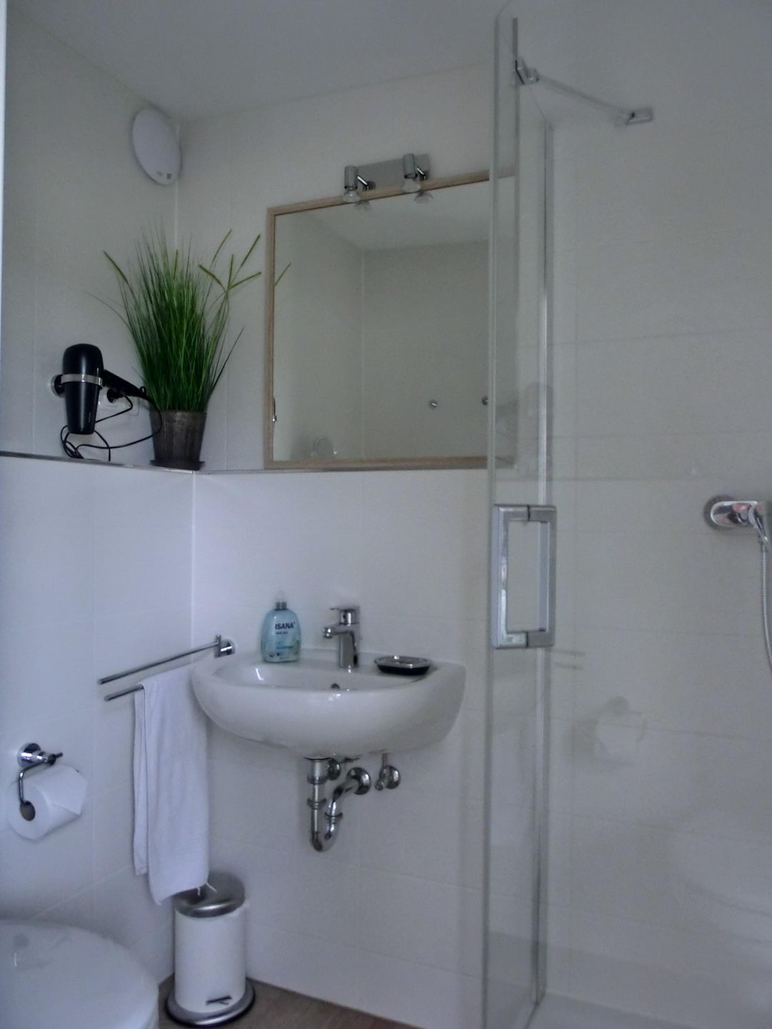  Ferienwohnung KWE 9 OG - "Glücksgriff" Graal-Müritz Küstenwald - Badezimmer