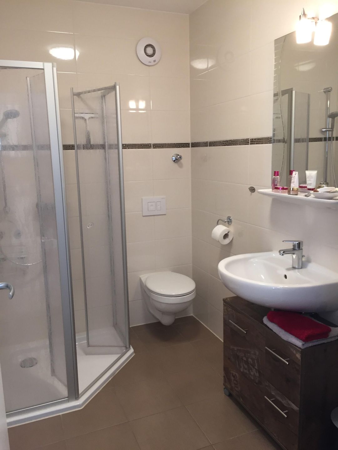  Ferienwohnung KWi 50 OG Graal-Müritz Küstenwald - Badezimmer