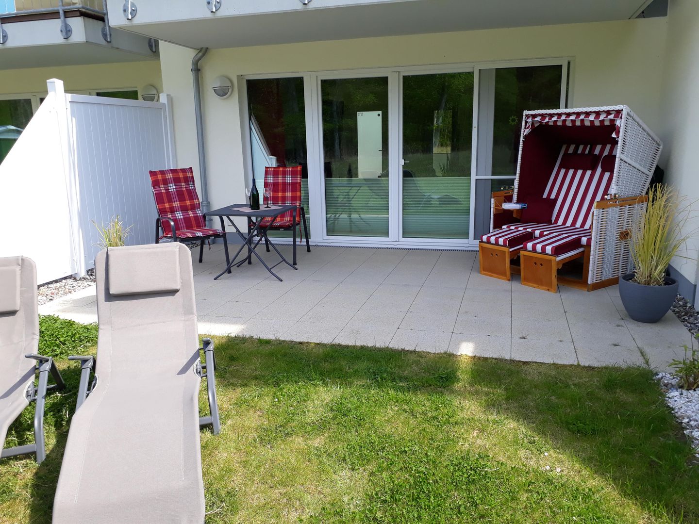  Ferienwohnung KWi 26 EG Graal-Müritz Küstenwald - Terrasse