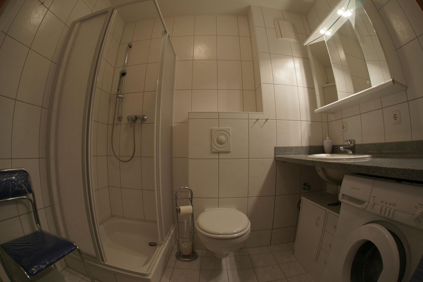  Ferienwohnung i27 Graal-Müritz - Badezimmer