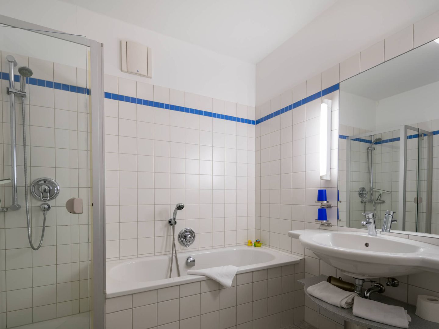 Kaiservillen Heringsdorf Ferienwohnung mit 1 Schlafzimmer und Terrasse (D101) Insel Usedom - Badezimmer