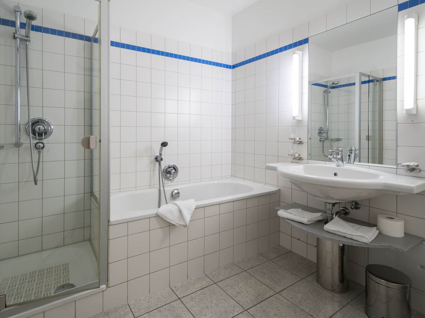 Kaiservillen Heringsdorf Ferienwohnung mit 1 Schlafzimmer und Terrasse (D104) Insel Usedom - Badezimmer