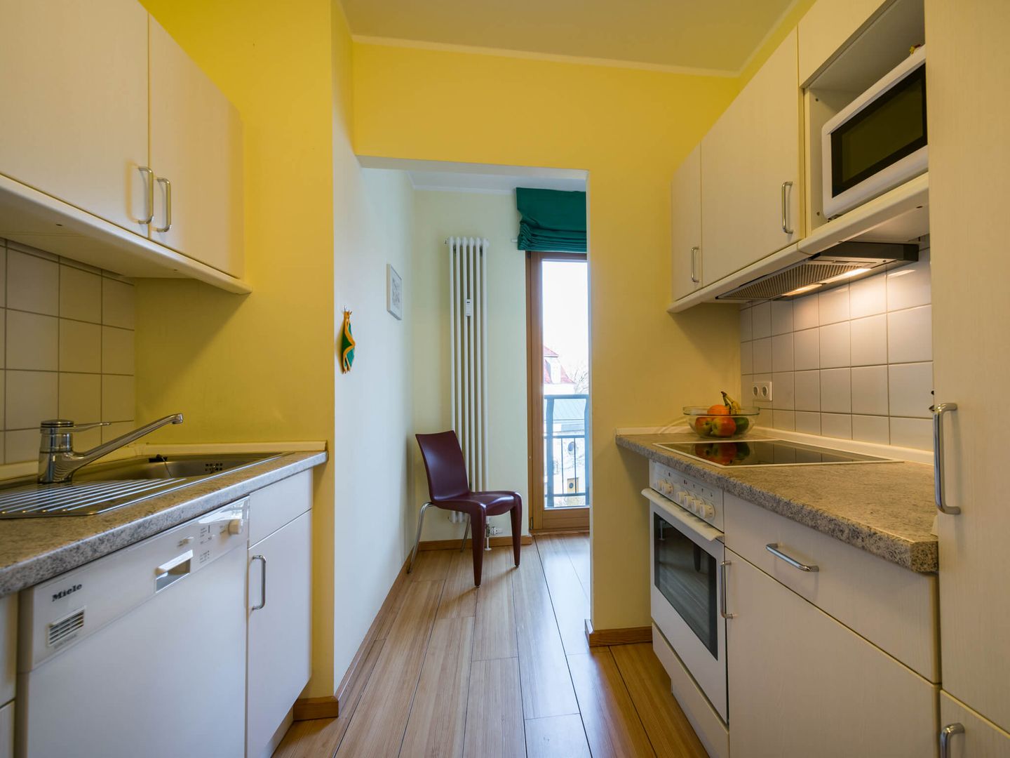 Kaiservillen Heringsdorf Ferienwohnung mit 1 Schlafzimmer und Balkon (D121) Insel Usedom - Küche / Küchenzeile