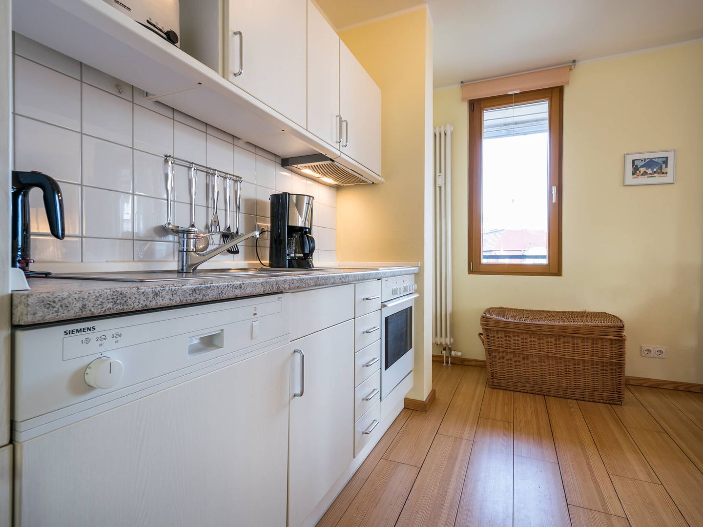 Kaiservillen Heringsdorf Ferienwohnung mit 1 Schlafzimmer und Balkon (D131) Insel Usedom - Küche / Küchenzeile