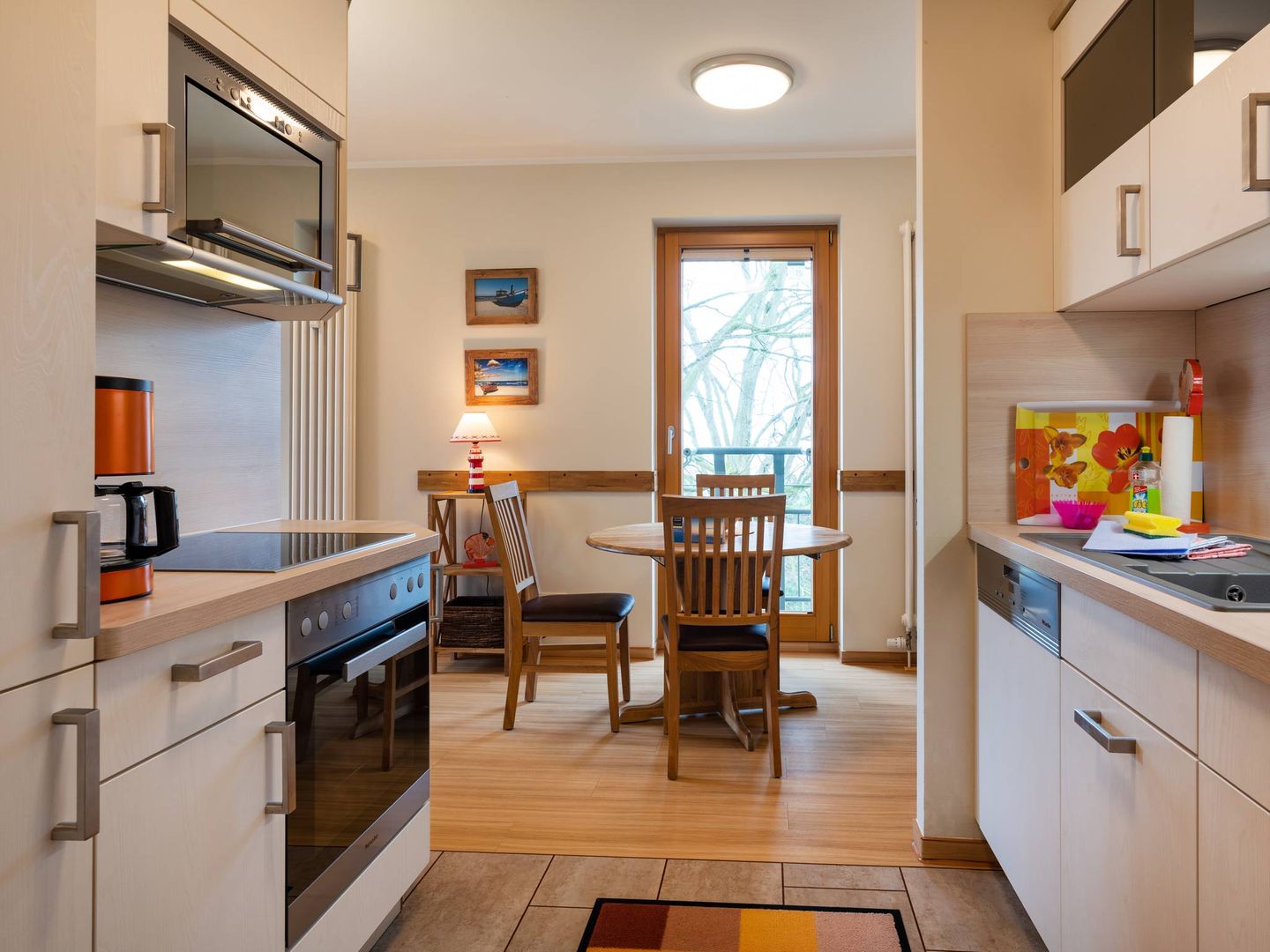 Kaiservillen Heringsdorf Ferienwohnung mit 2 Schlafzimmern und Balkon (D212) Insel Usedom - Küche / Küchenzeile