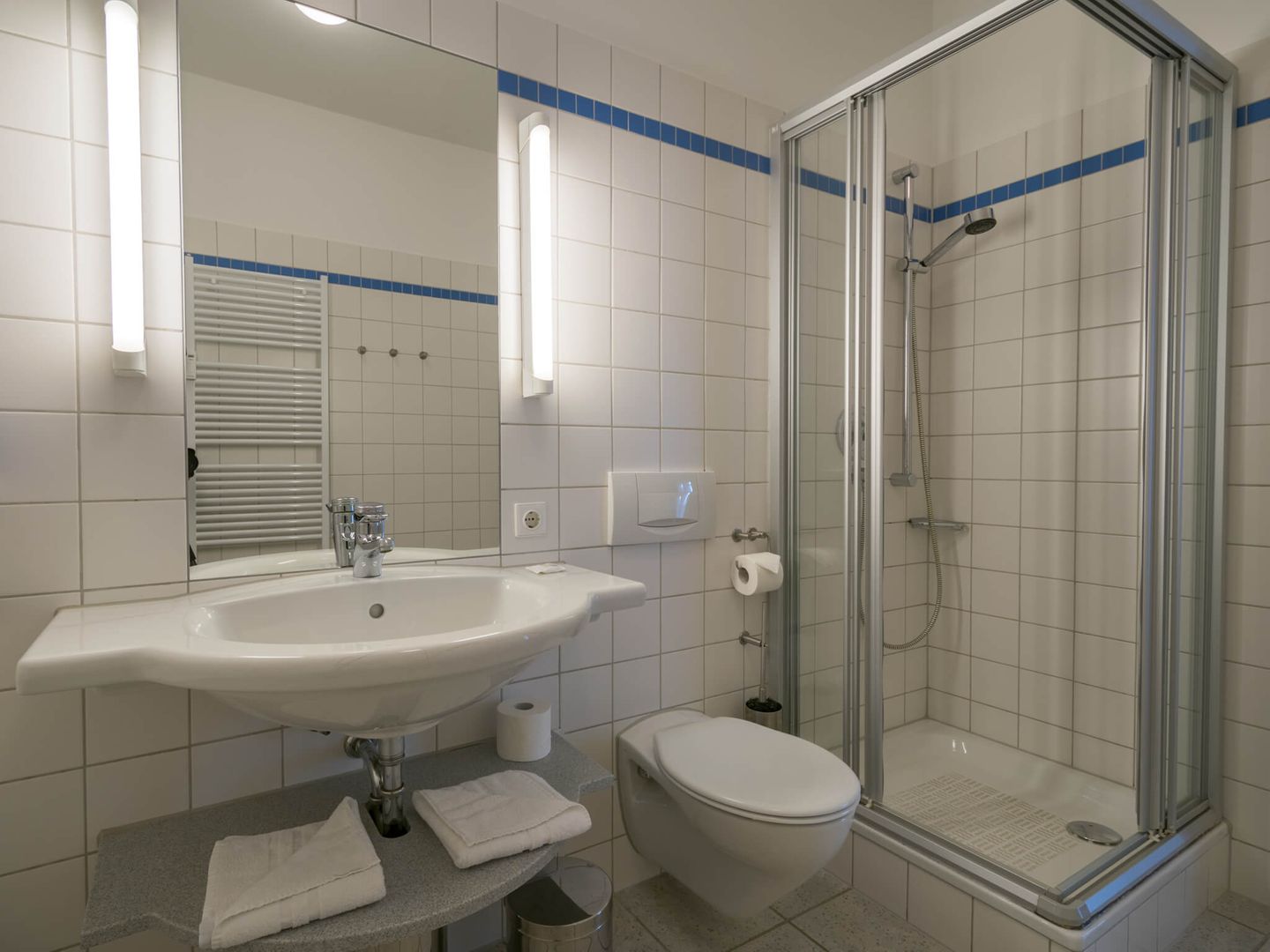 Kaiservillen Heringsdorf 1-Raum-Ferienwohnung mit Balkon (DR3) Insel Usedom - Badezimmer