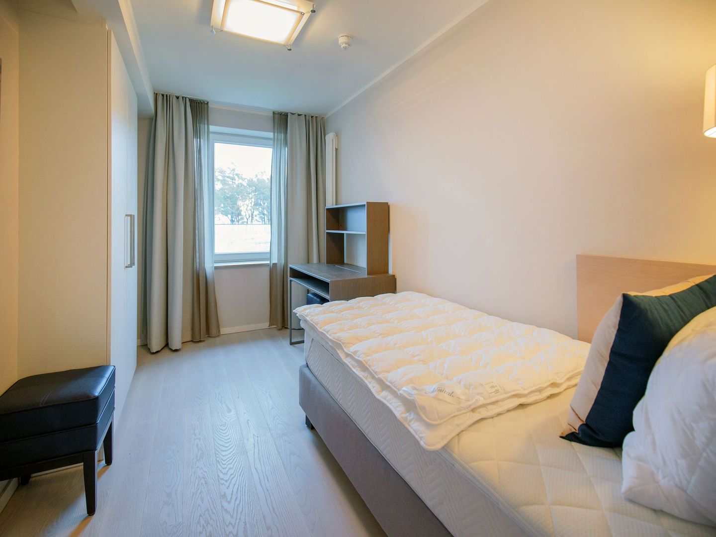 Dünenresidenz Prora Ferienwohnung mit Meerblick, 2 Schlafzimmern, Balkon und Sauna (NP/103) Insel Rügen - Schlafzimmer