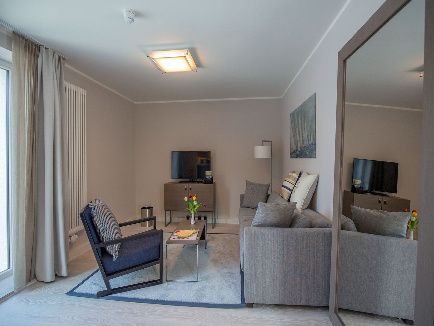 Dünenresidenz Prora Ferienwohnung mit 2 Schlafzimmern zur Sonnenseite (NP/305) Insel Rügen - Wohnzimmer