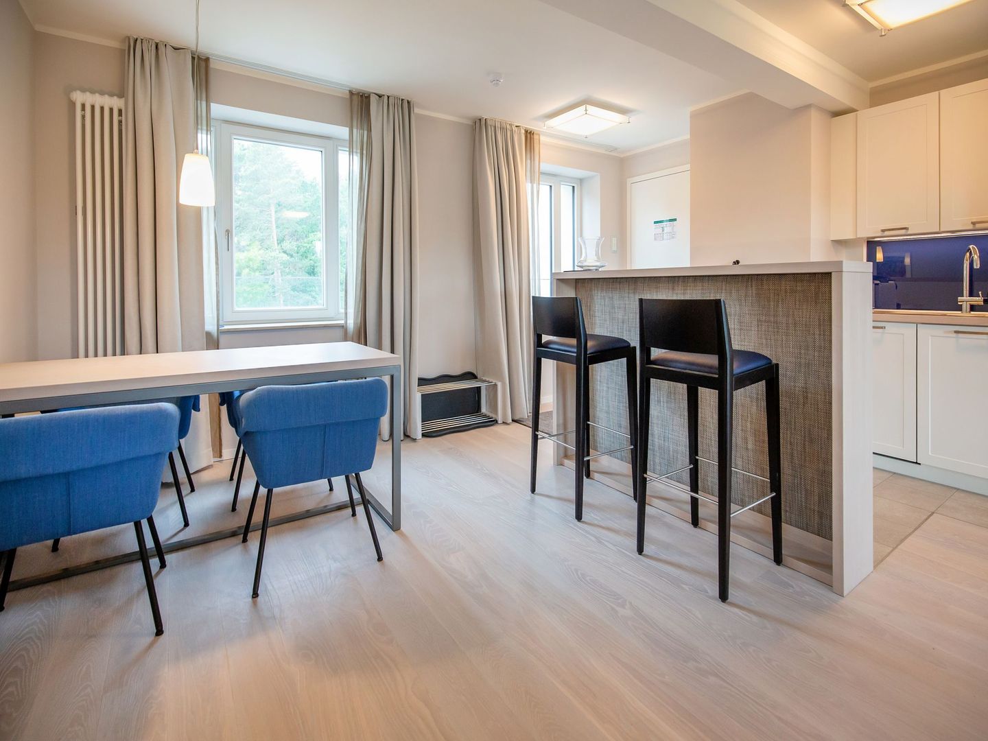 Dünenresidenz Prora Ferienwohnung mit Meerblick, 2 Schlafzimmern und Balkon (NP/311) Insel Rügen - Küche / Küchenzeile