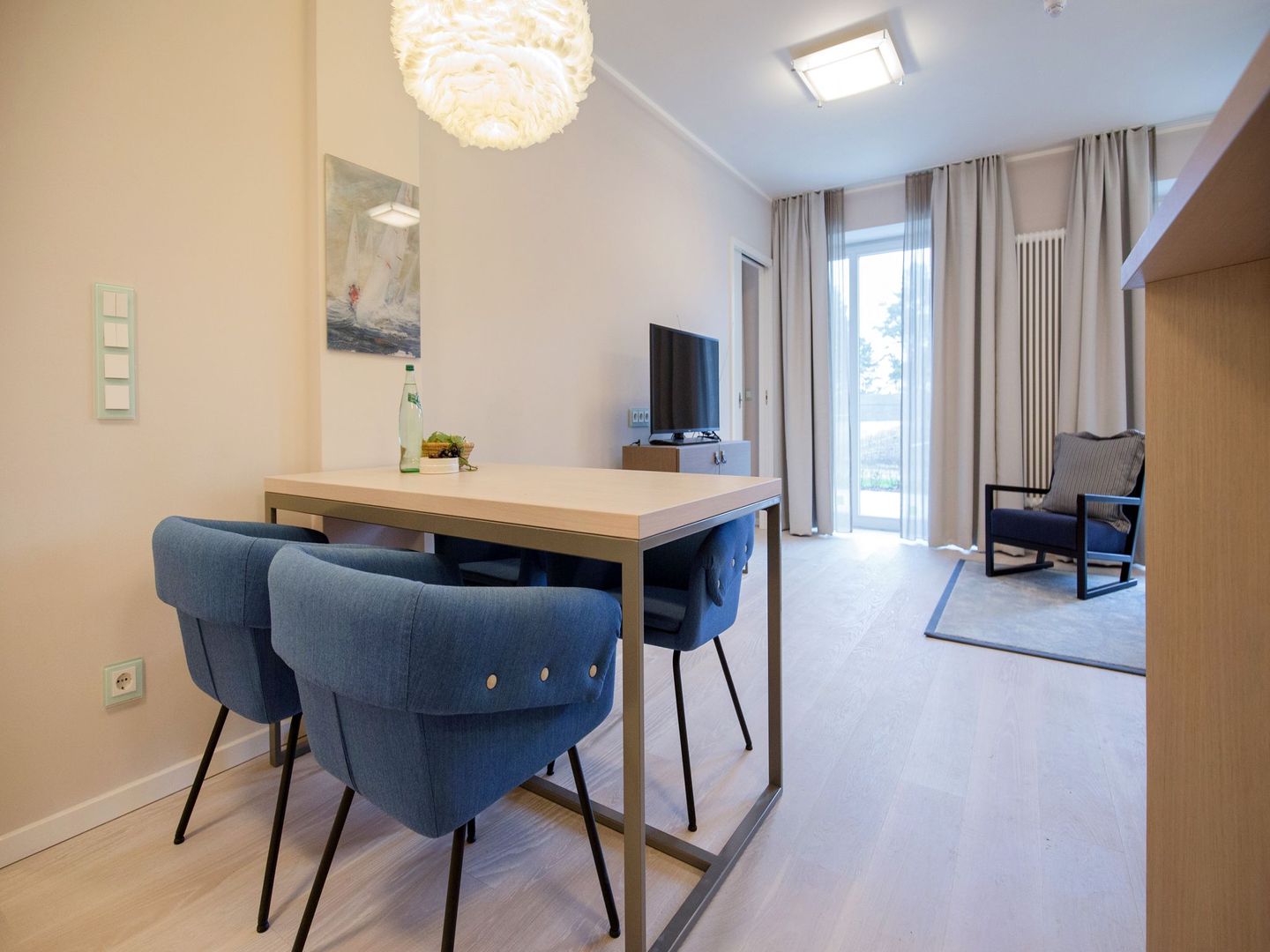 Dünenresidenz Prora Ferienwohnung mit Meerblick und 1 Schlafzimmer und Terrasse (NP/704) Insel Rügen - Wohnzimmer