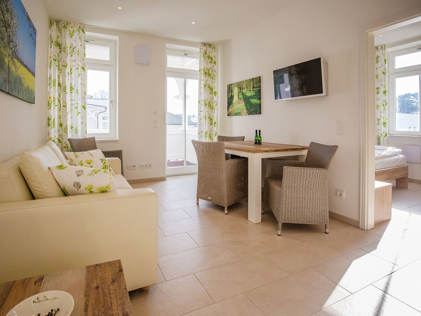 Strandvillen Binz Ferienwohnung mit 1 Schlafzimmer und Balkon (SV/007) Insel Rügen - Wohnzimmer