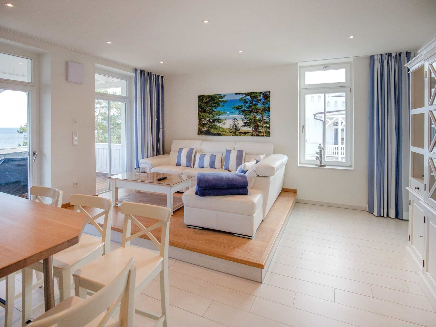 Strandvillen Binz Ferienwohnung mit Meerblick, 2 Schlafzimmern und Balkon (SV/008) Insel Rügen - Wohnzimmer