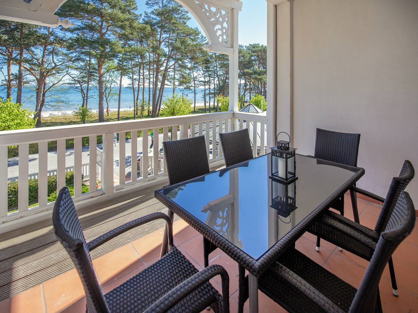 Strandvillen Binz - Ferienwohnung Mit Meerblick, 2 Schlafzimmern Und ...