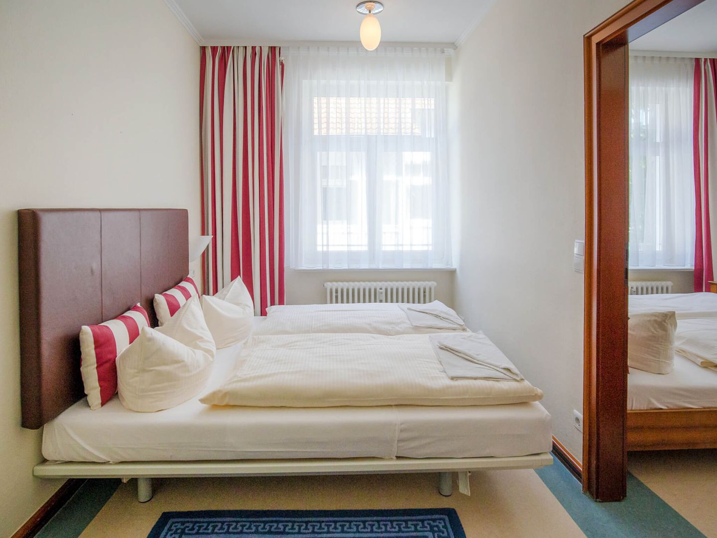 Strandvillen Binz Ferienwohnung mit Meerblick und 2 Schlafzimmern (SV/711) Insel Rügen - Schlafzimmer