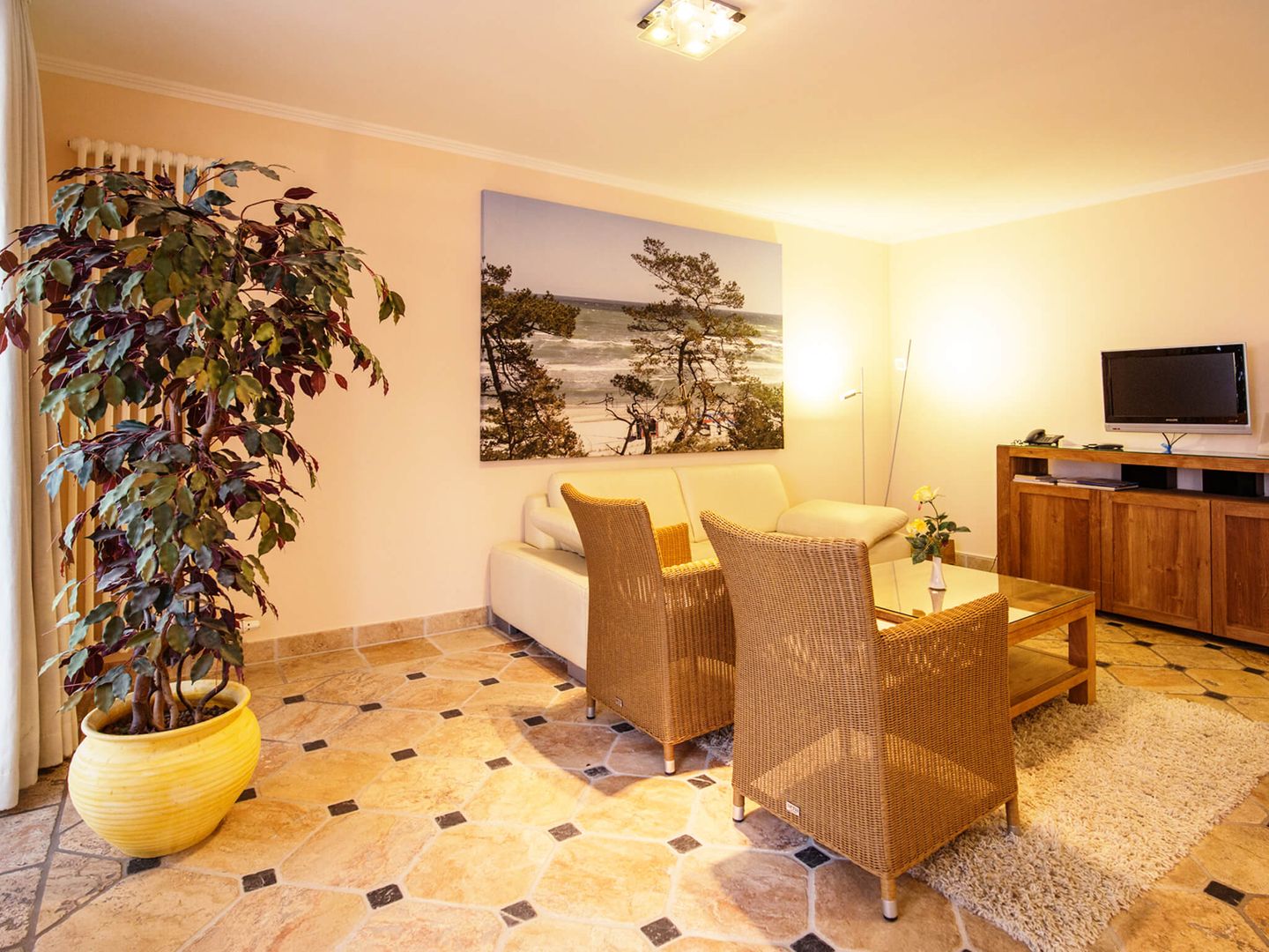 Strandvillen Binz Ferienwohnung mit 2 Schlafzimmern und Balkon (SV/755) Insel Rügen - Wohnzimmer