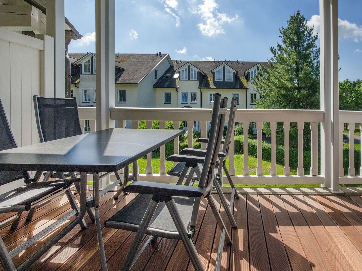 Dünenpark Binz Komfort Ferienwohnung mit 1 Schlafzimmer und Balkon im Obergeschoss (078) Insel Rügen - Balkon