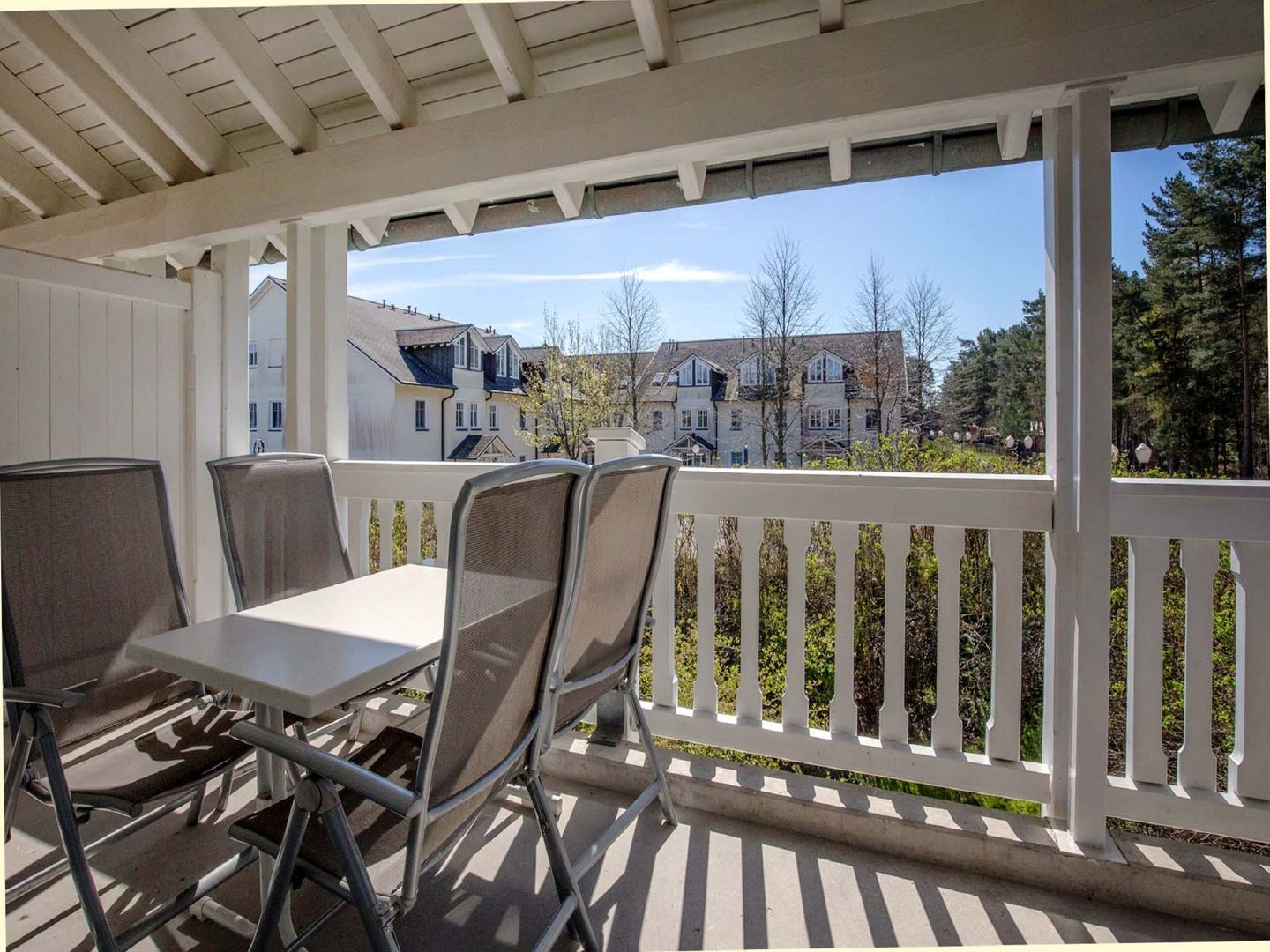 Dünenpark Binz Komfort Ferienwohnung mit 1 Schlafzimmer und Balkon im Obergeschoss (103) Insel Rügen - Balkon