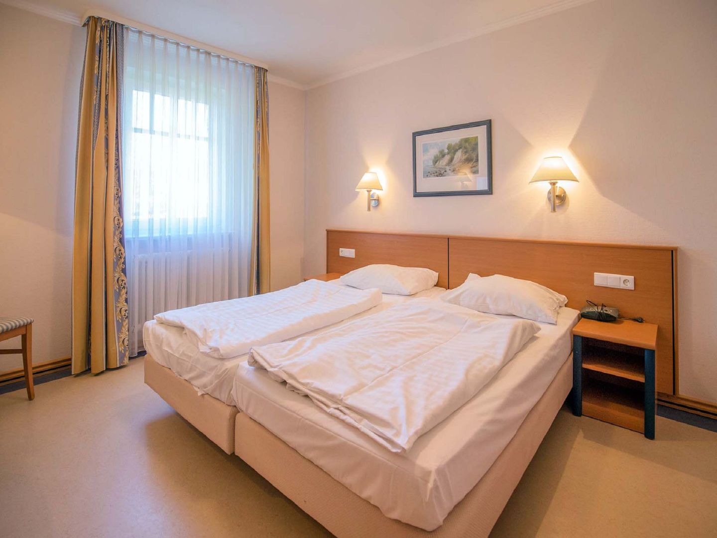 Dünenpark Binz Klassik Ferienwohnung mit 1 Schlafzimmer und Terrasse im Erdgeschoss (100) Insel Rügen - Schlafzimmer