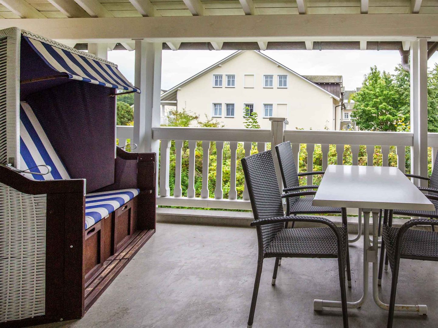 Dünenpark Binz Komfort Ferienwohnung mit 1 Schlafzimmer und Balkon im Obergeschoss (107) Insel Rügen - Balkon