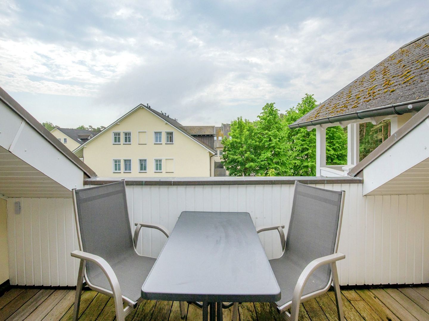 Dünenpark Binz Komfortplus Ferienwohnung mit 1 Schlafzimmer und Balkon im Dachgeschoss (113) Insel Rügen - Balkon