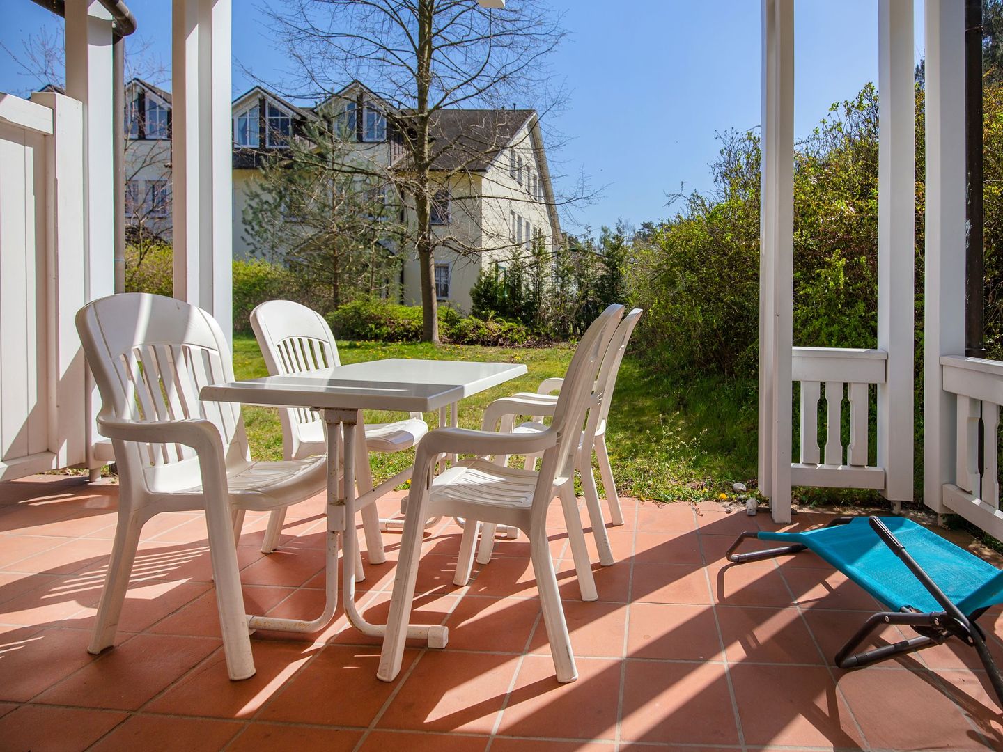 Dünenpark Binz Komfort Ferienwohnung mit 1 Schlafzimmer und Terrasse im Erdgeschoss (151) Insel Rügen - Balkon