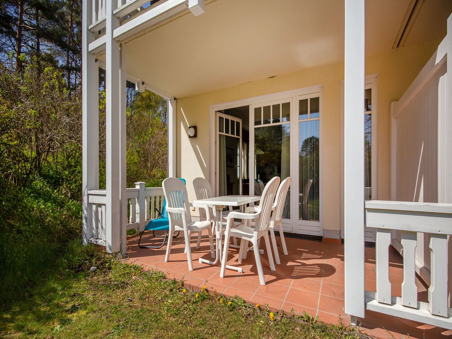 Dünenpark Binz Komfort Ferienwohnung mit 1 Schlafzimmer und Terrasse im Erdgeschoss (151) Insel Rügen - Balkon