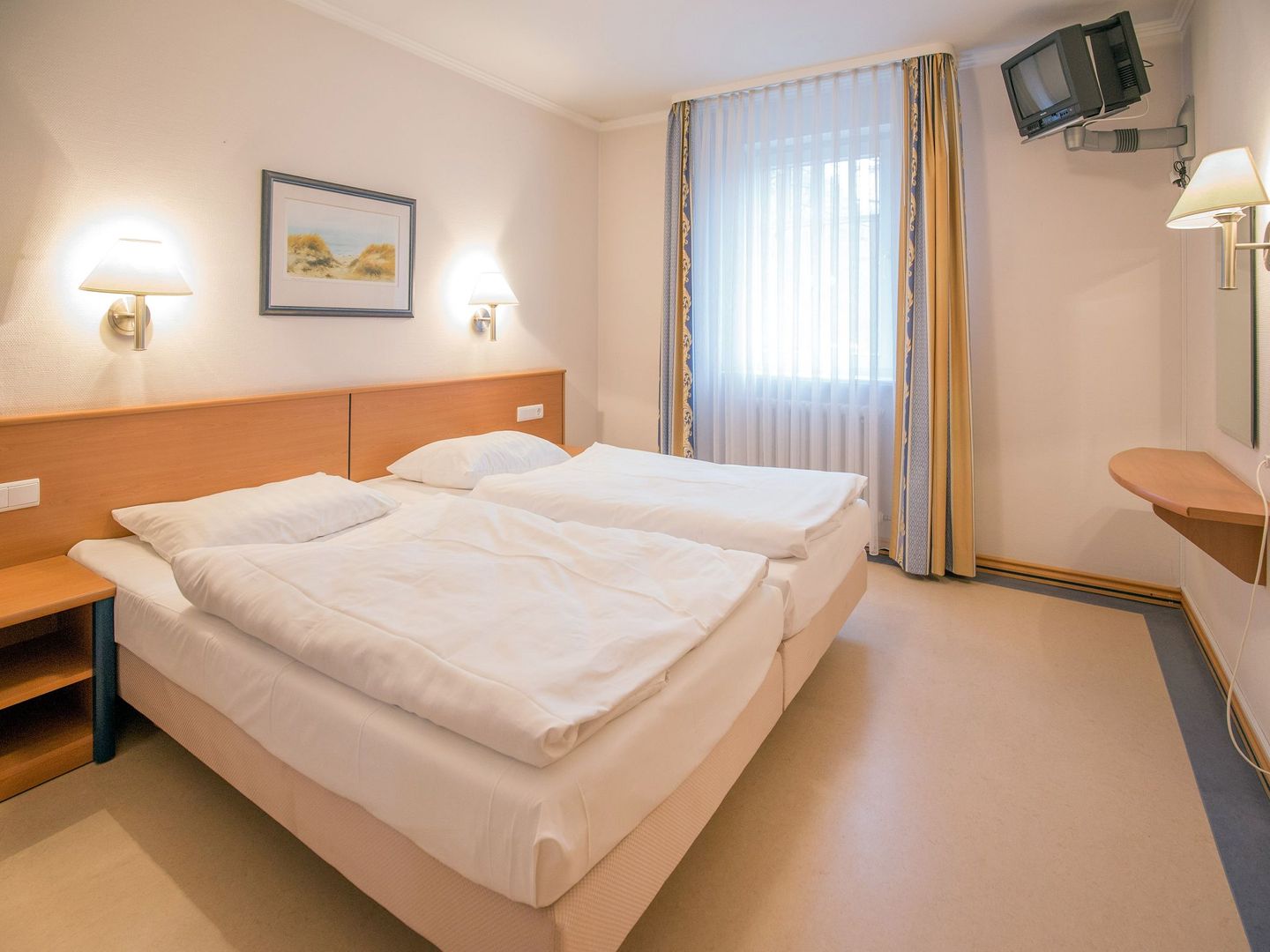 Dünenpark Binz Komfort Ferienwohnung mit 1 Schlafzimmer und Terrasse im Erdgeschoss (151) Insel Rügen - Schlafzimmer