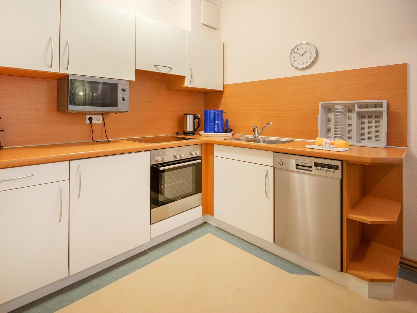 Dünenpark Binz Komfort Ferienwohnung mit 2 Schlafzimmern und Terrasse im Erdgeschoss (163) Insel Rügen - Küche / Küchenzeile