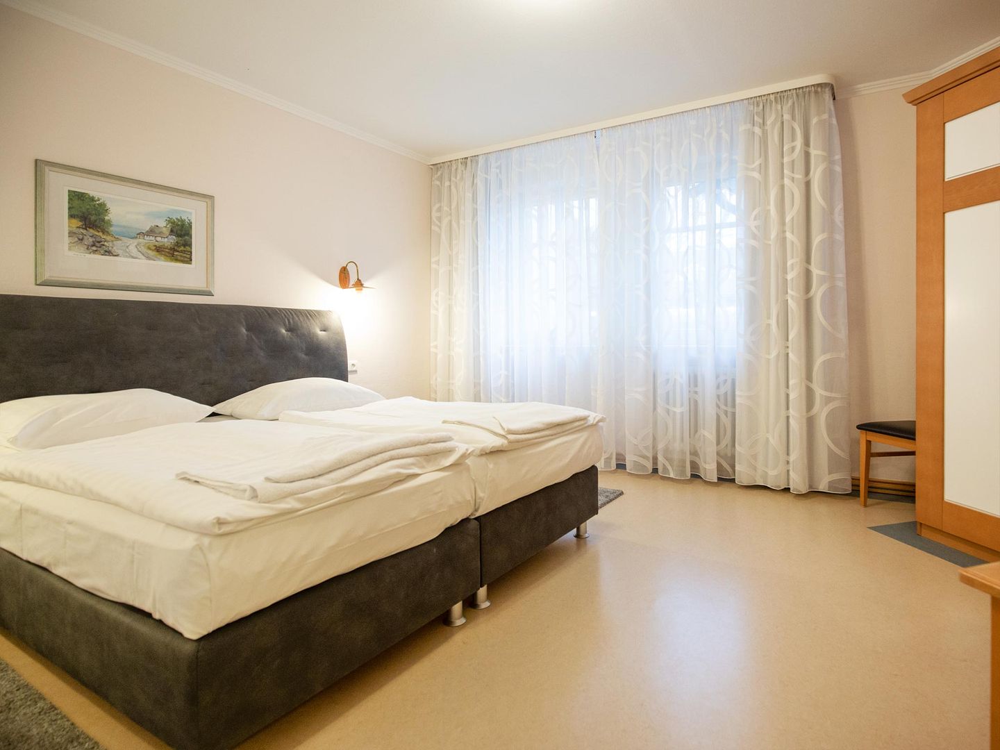 Dünenpark Binz Komfort Ferienwohnung mit 2 Schlafzimmern und Terrasse im Erdgeschoss (163) Insel Rügen - Schlafzimmer