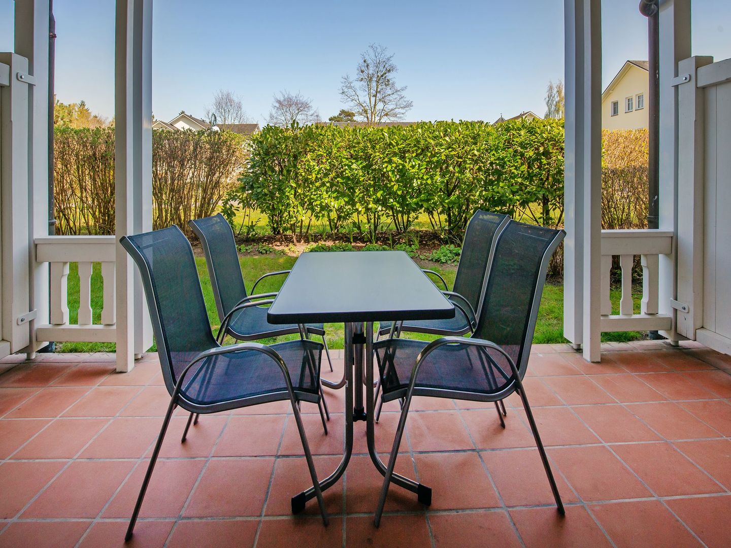 Dünenpark Binz Komfort Ferienwohnung mit 1 Schlafzimmer und Terrasse im Erdgeschoss (176) Insel Rügen - Terrasse