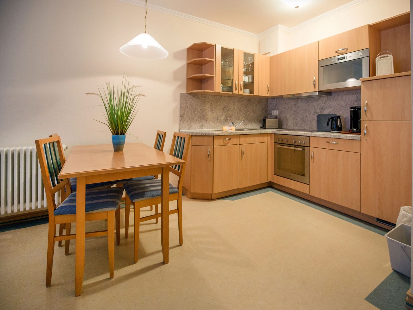 Dünenpark Binz Komfort Ferienwohnung mit 2 Schlafzimmern und Terrasse im Erdgeschoss (190) Insel Rügen - Küche / Küchenzeile