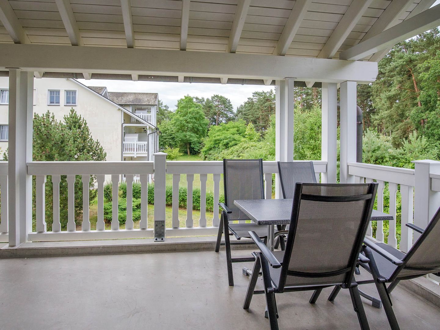 Dünenpark Binz Komfort Ferienwohnung mit 1 Schlafzimmer und Balkon im Obergeschoss (225) Insel Rügen - Balkon